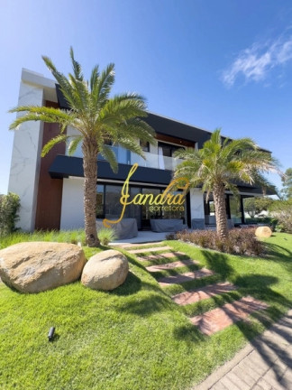 Imagem Casa de Condomínio com 6 Quartos à Venda, 588 m² em Zona Nova - Capão Da Canoa