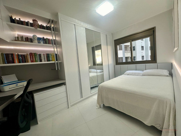 Imagem Apartamento com 3 Quartos à Venda, 110 m² em Agronômica - Florianópolis Imagem Apartamento com 3 Quartos à Venda, 110 m² em Agronômica - Florianópolis