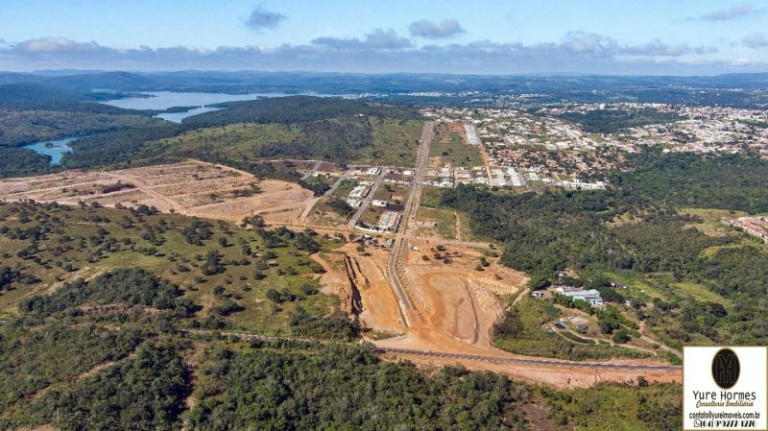 Imagem Imóvel à Venda, 360 m² em Residencial Lago De Cristal - Caldas Novas Imagem Imóvel à Venda, 360 m² em Residencial Lago De Cristal - Caldas Novas