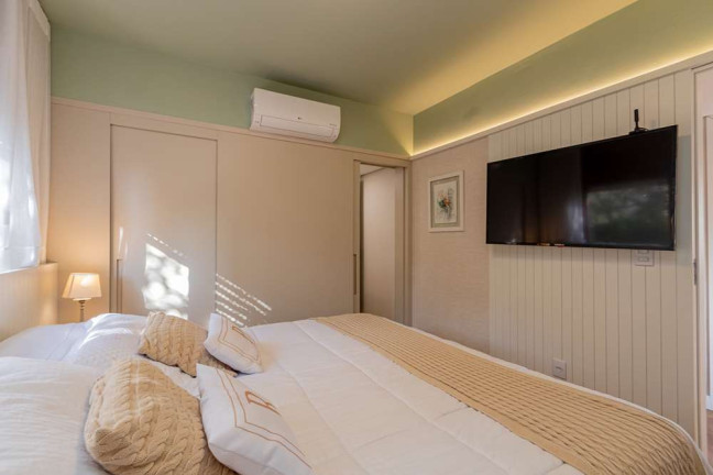 Imagem Apartamento com 3 Quartos à Venda, 120 m² em Menino Deus - Porto Alegre