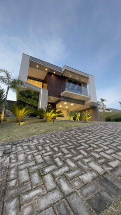 Sobrado com 3 Quartos à Venda, 252 m² em Mosaico Essence - Mogi Das Cruzes