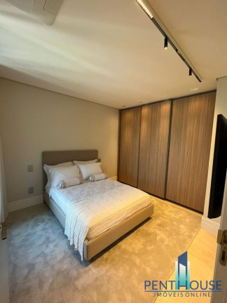 Imagem Apartamento com 4 Quartos à Venda, 230 m² em Centro - Balneário Camboriú Imagem Apartamento com 4 Quartos à Venda, 230 m² em Centro - Balneário Camboriú