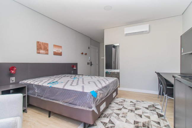 Imagem Casa com 1 Quarto à Venda, 30 m² em Centro Histórico - Porto Alegre Imagem Casa com 1 Quarto à Venda, 30 m² em Centro Histórico - Porto Alegre