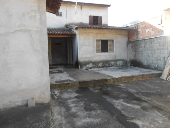 Imagem Sobrado com 3 Quartos à Venda, 200 m² em Jardim Santa Cecília - Pindamonhangaba Imagem Sobrado com 3 Quartos à Venda, 200 m² em Jardim Santa Cecília - Pindamonhangaba