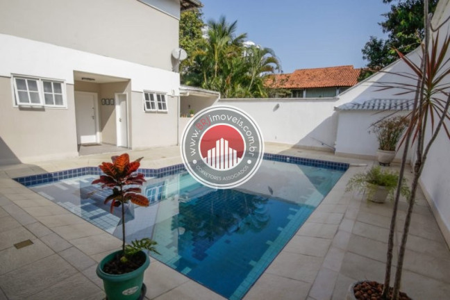 Imagem Casa com 4 Quartos à Venda, 750 m² em Barra Da Tijuca - Rio De Janeiro Imagem Casa com 4 Quartos à Venda, 750 m² em Barra Da Tijuca - Rio De Janeiro