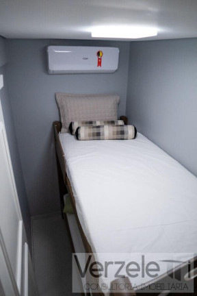 Imagem Apartamento com 4 Quartos para Temporada, 250 m² em Centro - Balneário Camboriú Imagem Apartamento com 4 Quartos para Temporada, 250 m² em Centro - Balneário Camboriú