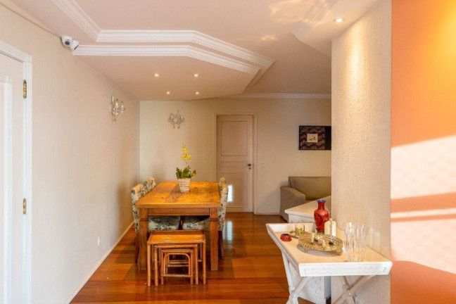 Imagem Apartamento com 3 Quartos à Venda, 140 m² em Vila Nova Conceição - São Paulo
