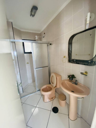 Imagem Apartamento com 2 Quartos à Venda, 70 m² em Ocian - Praia Grande
