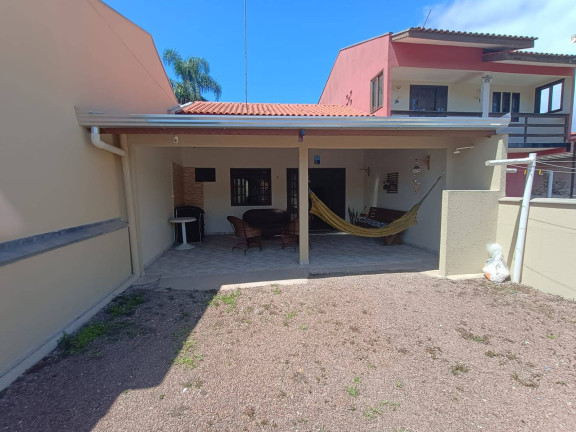 Imagem Casa com 2 Quartos para Temporada, 90 m² em Itapema Do Norte - Itapoá Imagem Casa com 2 Quartos para Temporada, 90 m² em Itapema Do Norte - Itapoá