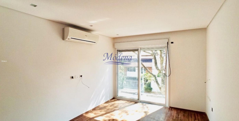 Imagem Casa com 4 Quartos à Venda, 476 m² em Jardim Luzitania - São Paulo Imagem Casa com 4 Quartos à Venda, 476 m² em Jardim Luzitania - São Paulo