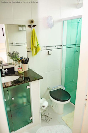 Imagem Casa com 3 Quartos à Venda, 271 m² em Piracangaguá - Taubaté