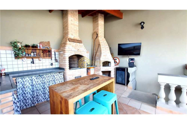 Casa com 3 Quartos à Venda, 231 m² em Vila Valparaíso - Santo André