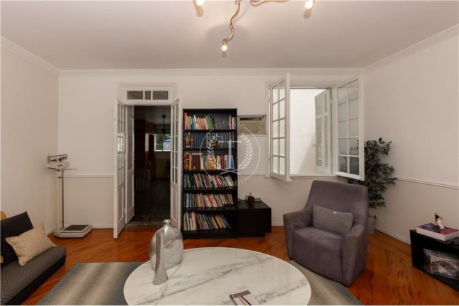 Imagem Casa com 6 Quartos à Venda, 220 m² em Jardim Paulista - São Paulo