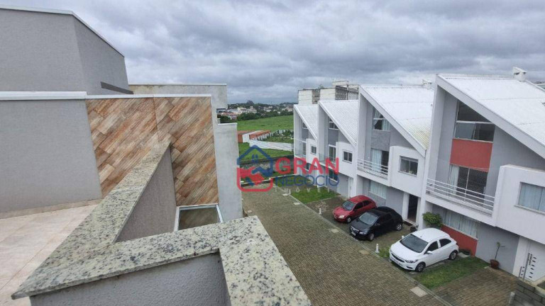 Imagem Sobrado com 3 Quartos à Venda, 208 m² em Campo Comprido - Curitiba