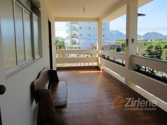 Casa com 6 Quartos à Venda, 360 m² em Praia Do Morro - Guarapari
