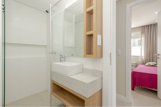 Imagem Apartamento com 3 Quartos à Venda, 93 m² em Petrópolis - Porto Alegre