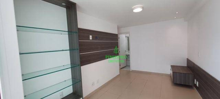 Imagem Apartamento com 4 Quartos à Venda, 141 m² em Piratininga - Niterói