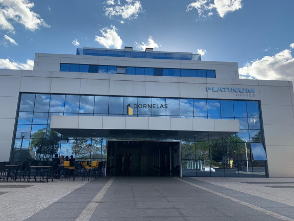 Imóvel Comercial à Venda, 37 m² em Zona Industrial - Brasília