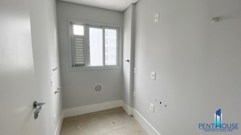 Imagem Apartamento com 3 Quartos à Venda, 133 m² em Pioneiros - Balneário Camboriú Imagem Apartamento com 3 Quartos à Venda, 133 m² em Pioneiros - Balneário Camboriú