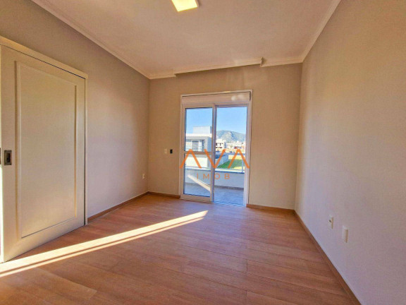 Imagem Casa com 3 Quartos à Venda, 204 m² em Rio Vermelho - Florianópolis