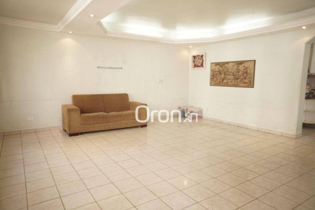 Casa com 4 Quartos à Venda, 300 m² em Setor Nova Suiça - Goiânia