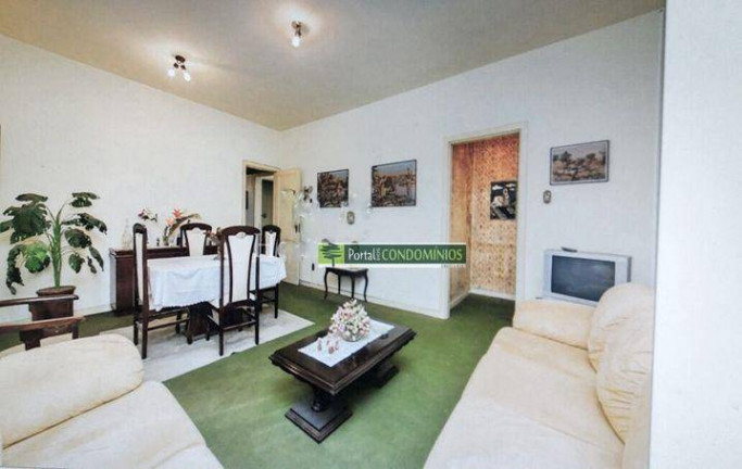 Imagem Apartamento com 3 Quartos à Venda, 130 m² em Centro - Curitiba Imagem Apartamento com 3 Quartos à Venda, 130 m² em Centro - Curitiba