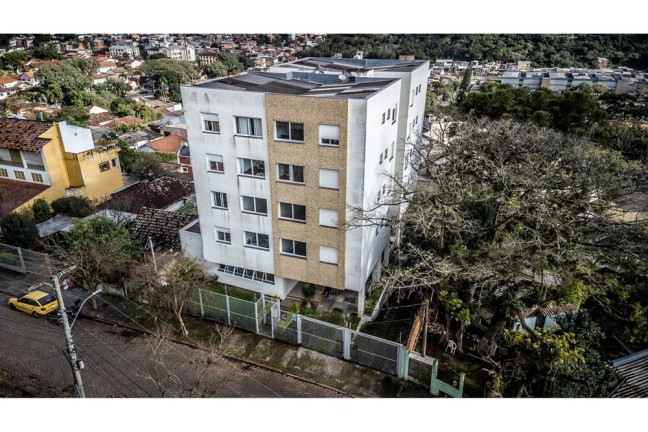 Imóvel com 2 Quartos à Venda,  em Teresópolis - Porto Alegre