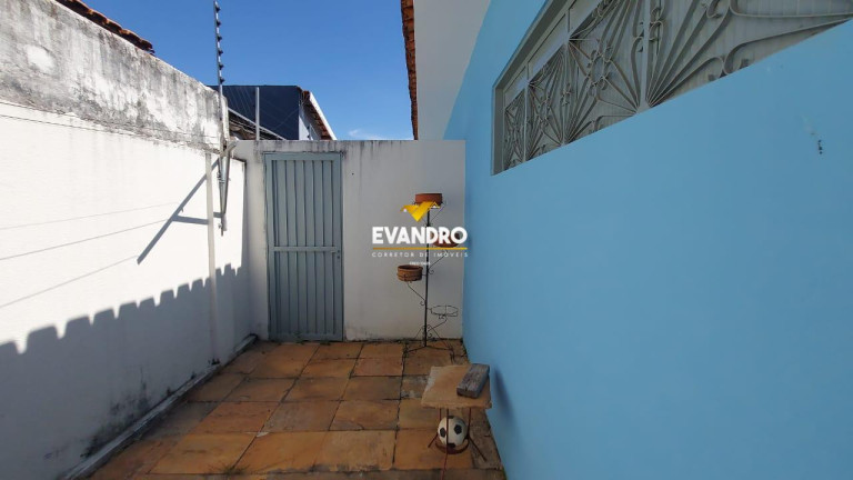 Imagem Casa com 3 Quartos à Venda, 360 m² em Morada Do Ouro - Cuiabá Imagem Casa com 3 Quartos à Venda, 360 m² em Morada Do Ouro - Cuiabá