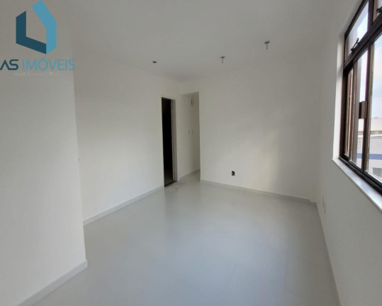 Imagem Cobertura com 3 Quartos à Venda, 180 m² em Algodoal - Cabo Frio