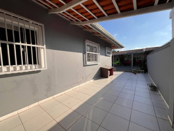 Imagem Casa com 3 Quartos à Venda, 150 m² em Centro - Balneário Barra Do Sul Imagem Casa com 3 Quartos à Venda, 150 m² em Centro - Balneário Barra Do Sul