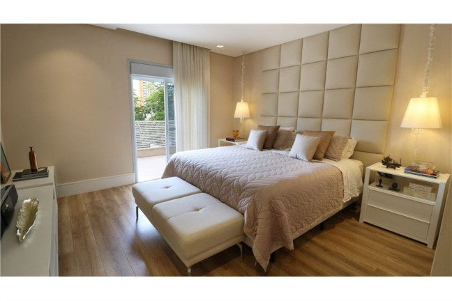 Imagem Casa com 4 Quartos à Venda,  em Paraíso Do Morumbi - São Paulo