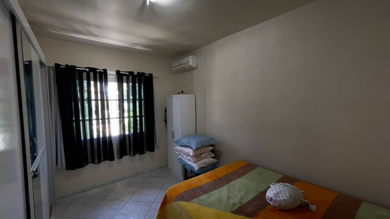 Imagem Casa com 3 Quartos à Venda, 335 m² em Centro - Barra Velha Imagem Casa com 3 Quartos à Venda, 335 m² em Centro - Barra Velha