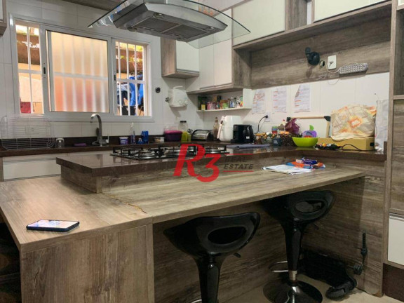 Imagem Sobrado com 4 Quartos à Venda, 195 m² em Centro - São Vicente Imagem Sobrado com 4 Quartos à Venda, 195 m² em Centro - São Vicente
