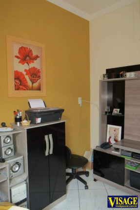 Imagem Sobrado com 3 Quartos à Venda, em Jd. St. Marina - Jacareí Imagem Sobrado com 3 Quartos à Venda, em Jd. St. Marina - Jacareí