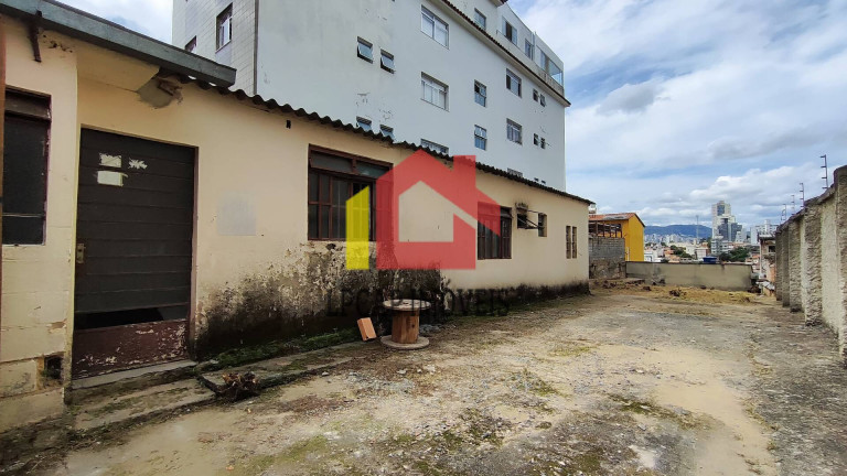 Imagem Casa com 2 Quartos à Venda, 400 m² em Sagrada Família - Belo Horizonte