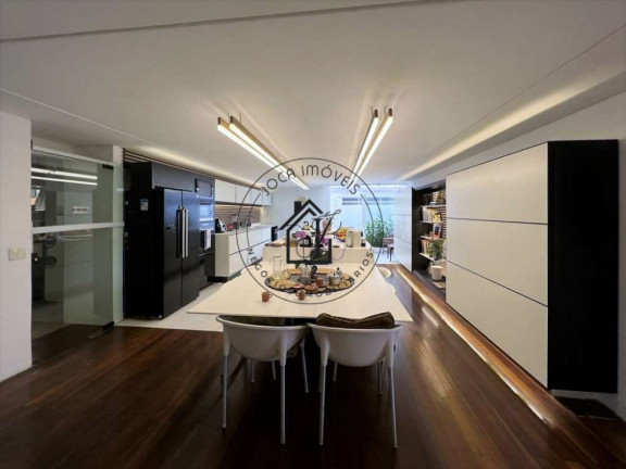 Imagem Casa com 6 Quartos à Venda, 4.415 m² em Vila Santo Antônio - Cotia