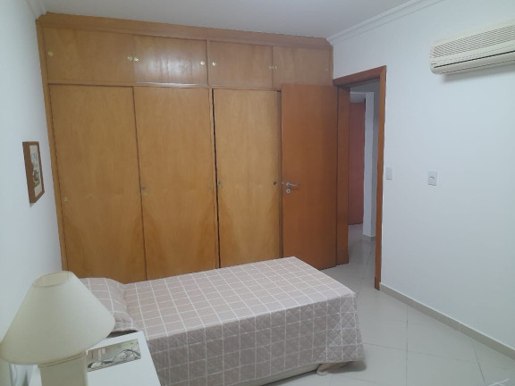 Imagem Apartamento com 3 Quartos à Venda, 144 m² em Gonzaga - Santos