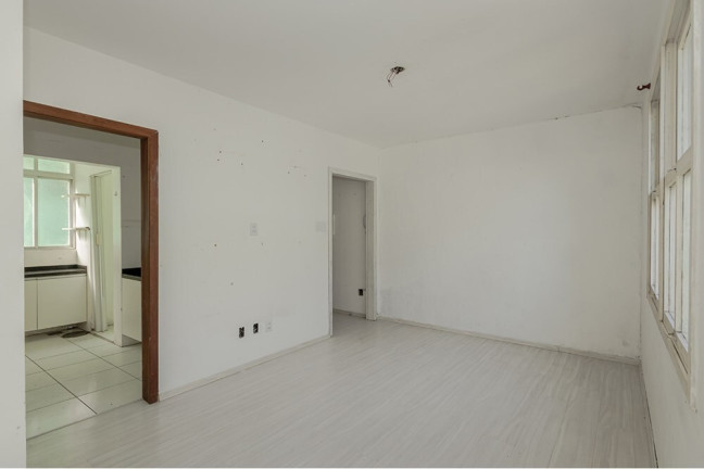 Imagem Apartamento com 3 Quartos à Venda, 81 m² em Santa Tereza - Porto Alegre