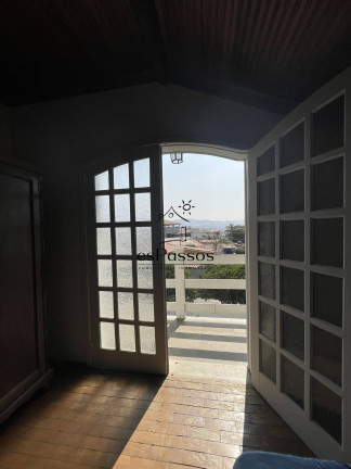 Imagem Casa com 3 Quartos à Venda, 390 m² em Centro - Florestal