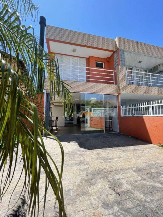 Casa com 4 Quartos à Venda, 195 m² em Ingleses - Florianópolis