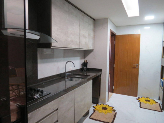 Imagem Casa com 3 Quartos à Venda, 250 m² em Umbará - Curitiba