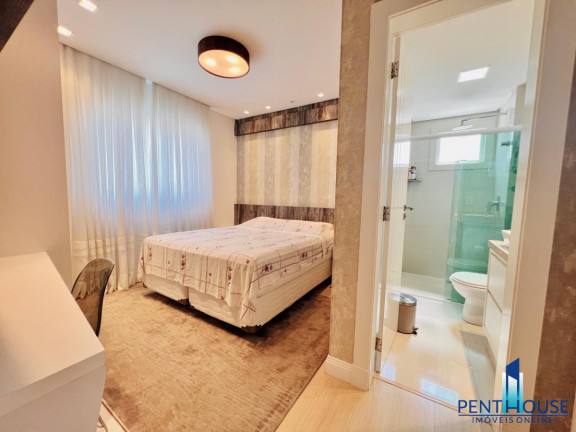 Imagem Apartamento com 3 Quartos à Venda, 137 m² em Centro - Balneário Camboriú Imagem Apartamento com 3 Quartos à Venda, 137 m² em Centro - Balneário Camboriú