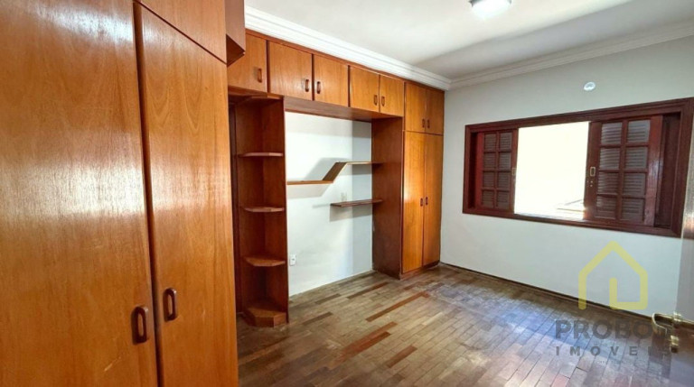 Imagem Casa com 4 Quartos à Venda, 164 m² em Jardim Regina - Indaiatuba Imagem Casa com 4 Quartos à Venda, 164 m² em Jardim Regina - Indaiatuba