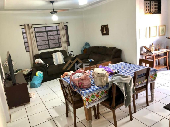 Imagem Casa com 3 Quartos à Venda, 192 m² em Parque Anhangüera - Ribeirão Preto