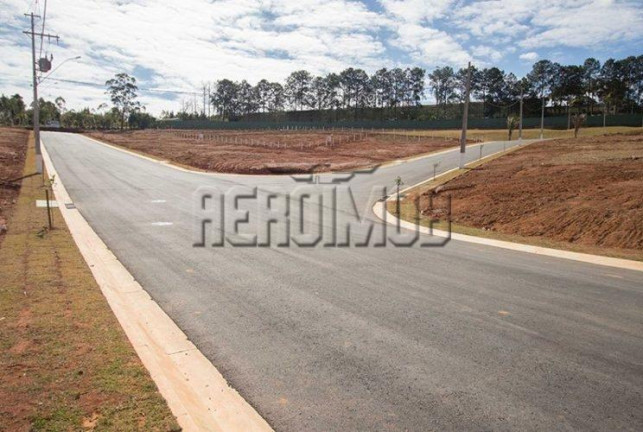 Imagem Terreno à Venda, 140 m² em Centro Industrial Rafael Diniz - Bragança Paulista Imagem Terreno à Venda, 140 m² em Centro Industrial Rafael Diniz - Bragança Paulista