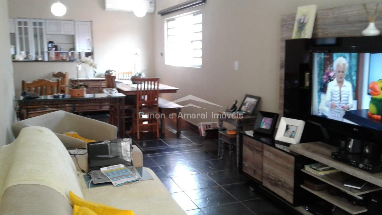 Imagem Casa com 3 Quartos à Venda, 267 m² em Vila São Sebastião - Valinhos Imagem Casa com 3 Quartos à Venda, 267 m² em Vila São Sebastião - Valinhos