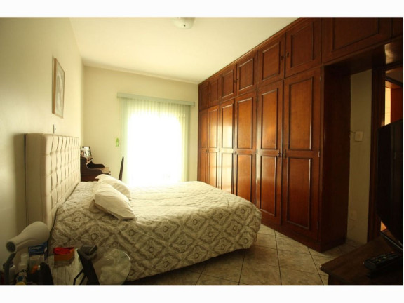 Imagem Casa com 4 Quartos à Venda, 400 m² em Vila Rosália - Guarulhos Imagem Casa com 4 Quartos à Venda, 400 m² em Vila Rosália - Guarulhos