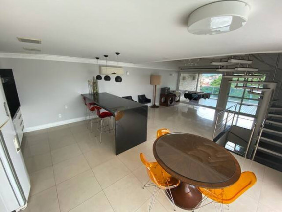 Imagem Apartamento com 3 Quartos à Venda, 250 m² em Agronomica - Florianópolis Imagem Apartamento com 3 Quartos à Venda, 250 m² em Agronomica - Florianópolis