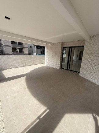 Apartamento com 2 Quartos à Venda,  em Tupi - Praia Grande