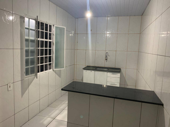 Imagem Casa com 3 Quartos para Alugar,  em Colonia Terra Nova - Manaus